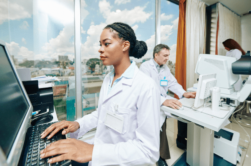 Top 10 Ophthalmology CROs for Clinical Trials